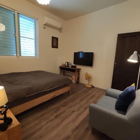 Iron St. House Apartment Tainan Exterior foto