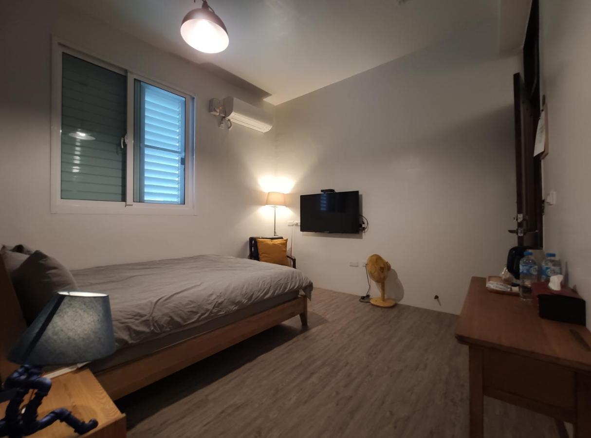 Iron St. House Apartment Tainan Exterior foto